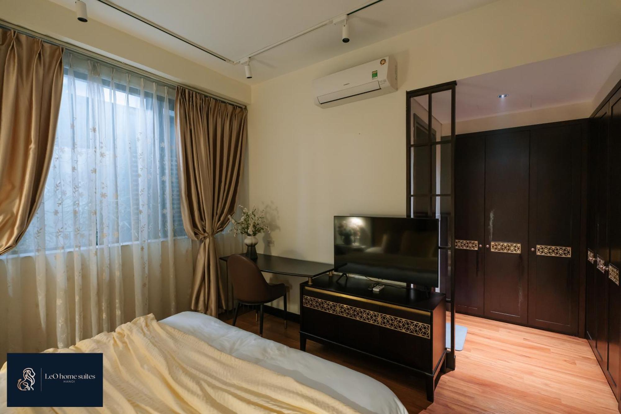 High-Ser Apartment -2Br - Niceview - Parking - Spacious - In Center 하노이 외부 사진
